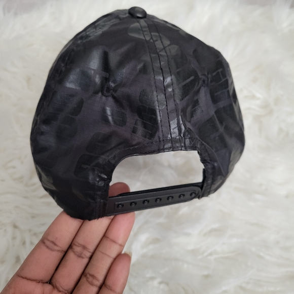 UGG Nylon Baseball Cap - Picture 4 of 8